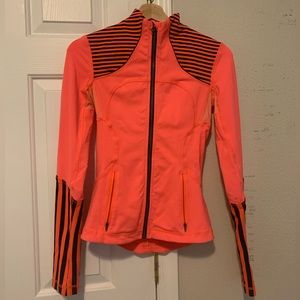 Lululemon define zip up
